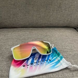 Blenders Eyewear White and Multicolor Sunglasses